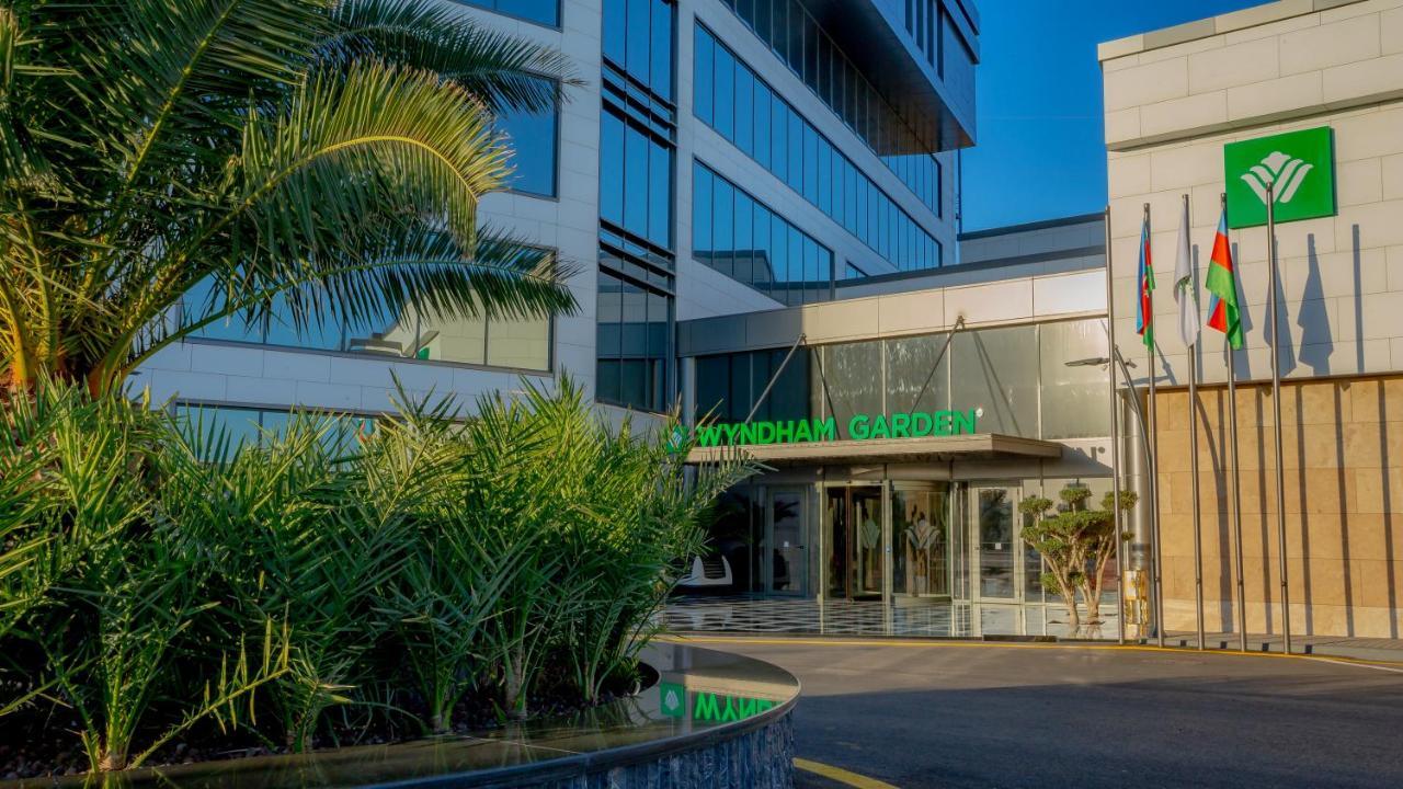Отель Wyndham Garden Баку Экстерьер фото