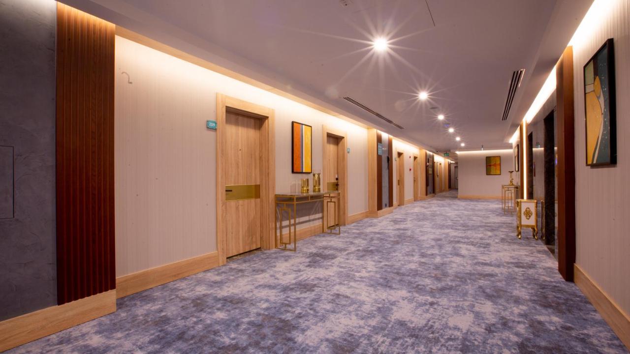 Отель Wyndham Garden Баку Экстерьер фото