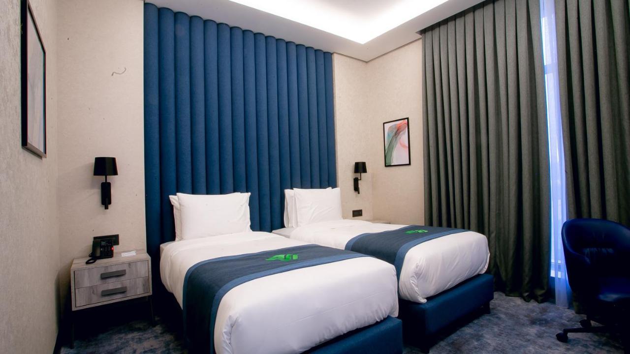 Отель Wyndham Garden Баку Экстерьер фото