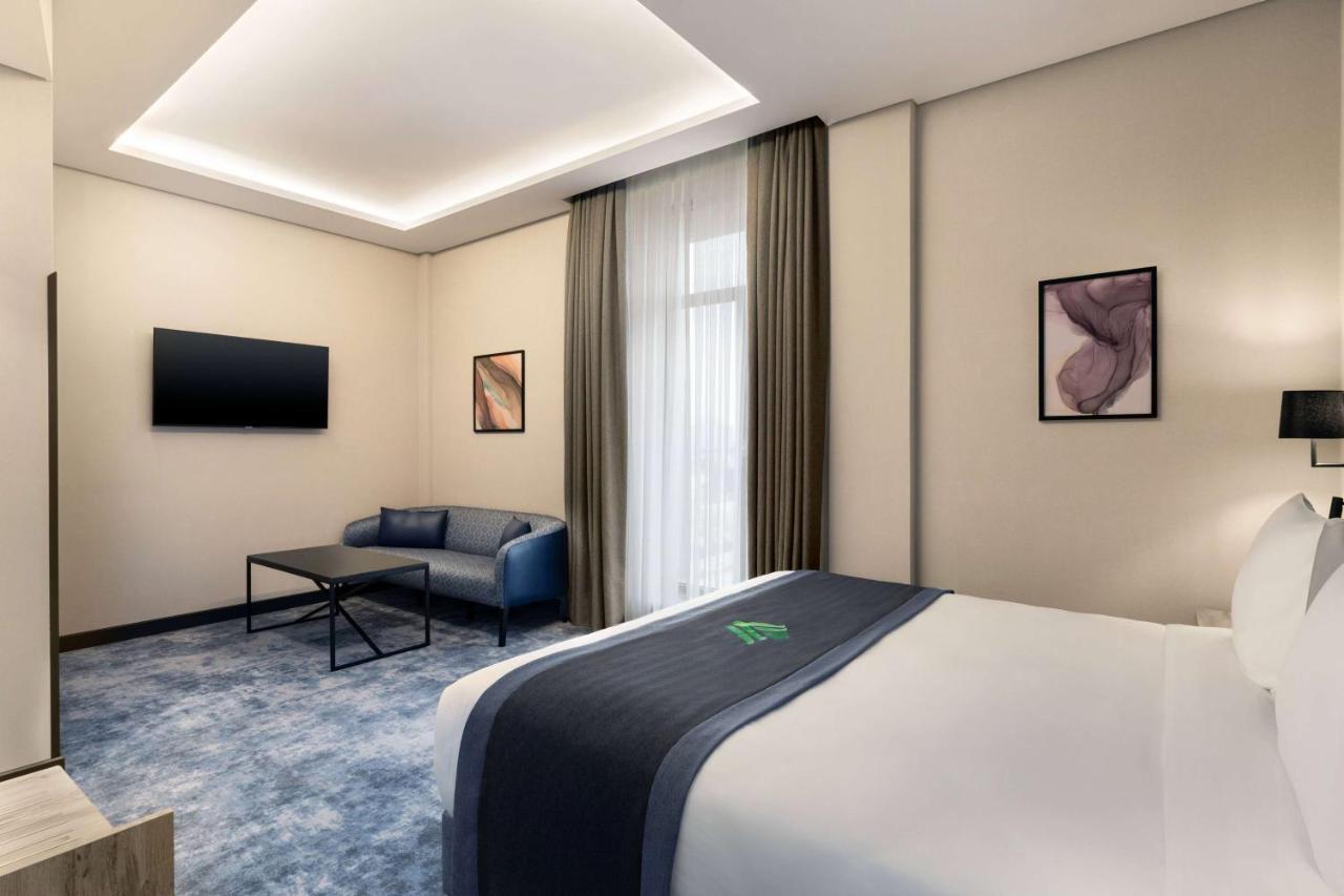 Отель Wyndham Garden Баку Экстерьер фото